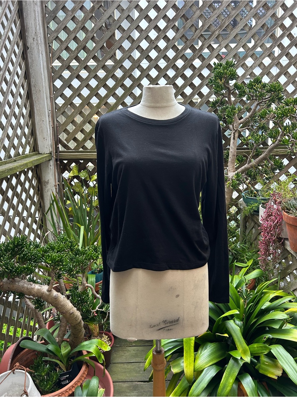 PINK Victoria's Secret Black Long-Sleeve Crew Top